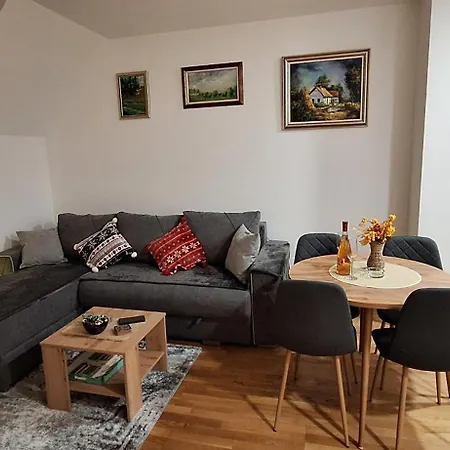 Divcinova B10 Tomic * Divčibare