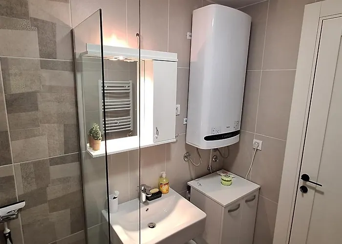 Divcinova B10 Tomic Apartman