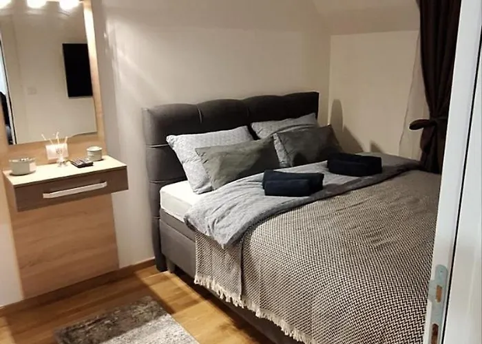 Divcinova B10 Tomic Apartman